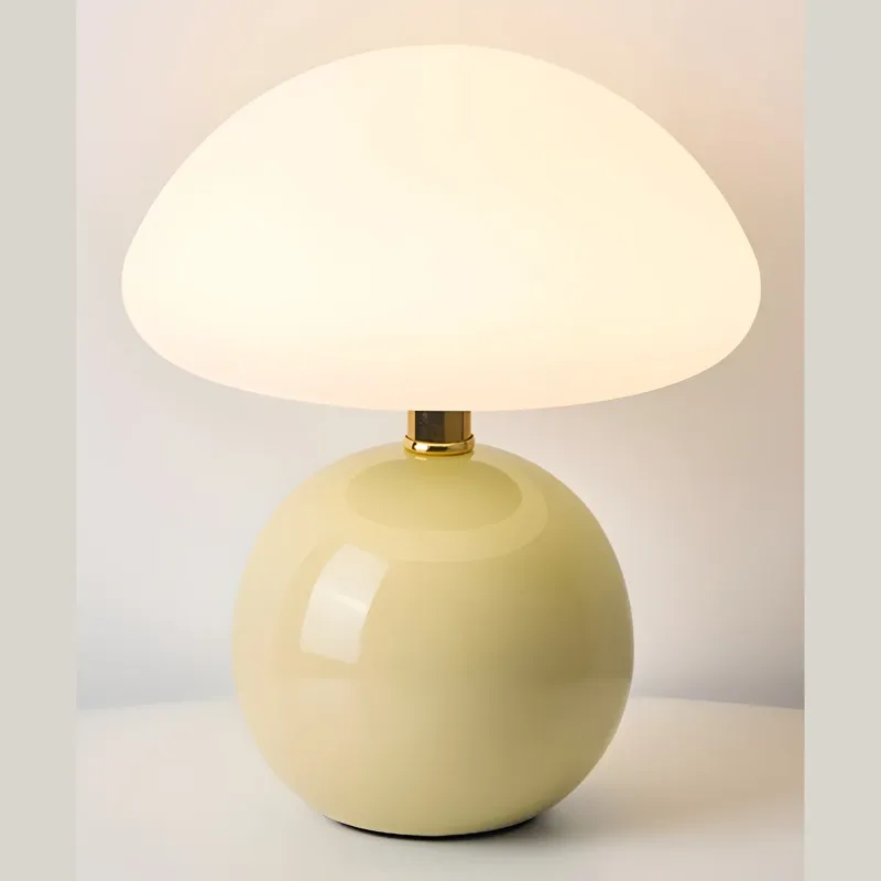 Lampe Romy, pied boule en céramique, dôme en verre