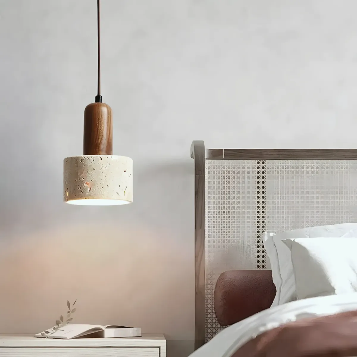 Suspension Thea, Travertin et noyer · Ø 12 cm